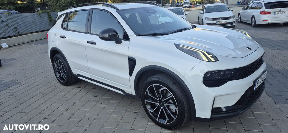 Lynk&Co 01 - 3