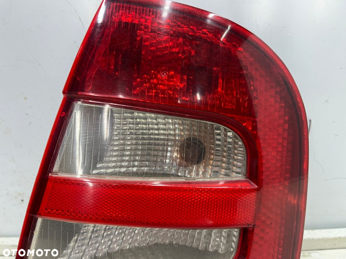 Lampa Skoda Fabia I 6y HB 99-08r. PRAWA tylna w błotnik EUROPA EU oryginalna prawy tył 6y6945096b - 3