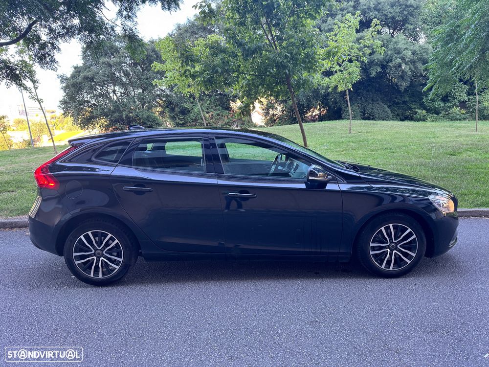 Volvo V40 - 4