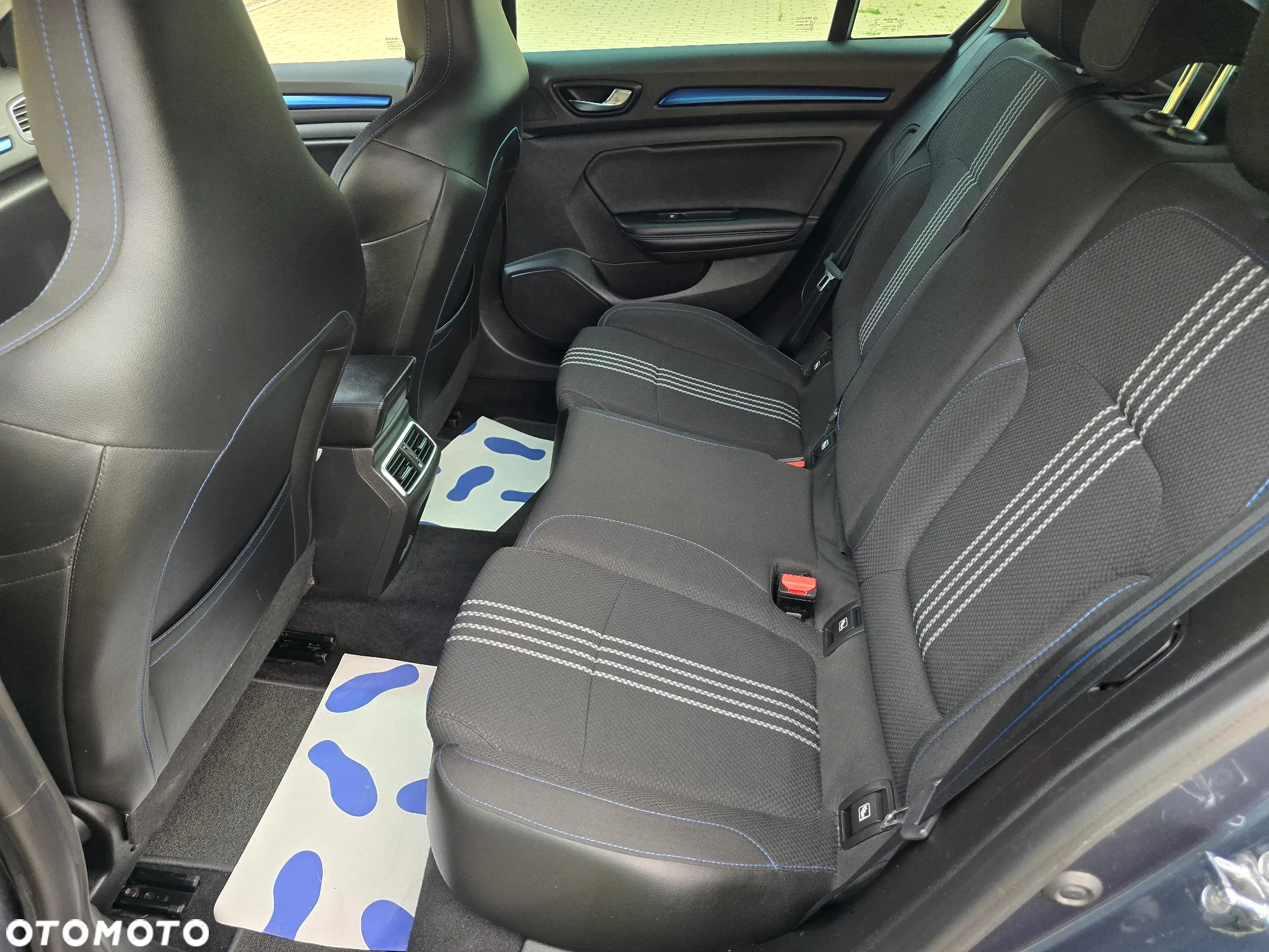Renault Megane Grandtour ENERGY TCe 130 GT LINE - 23