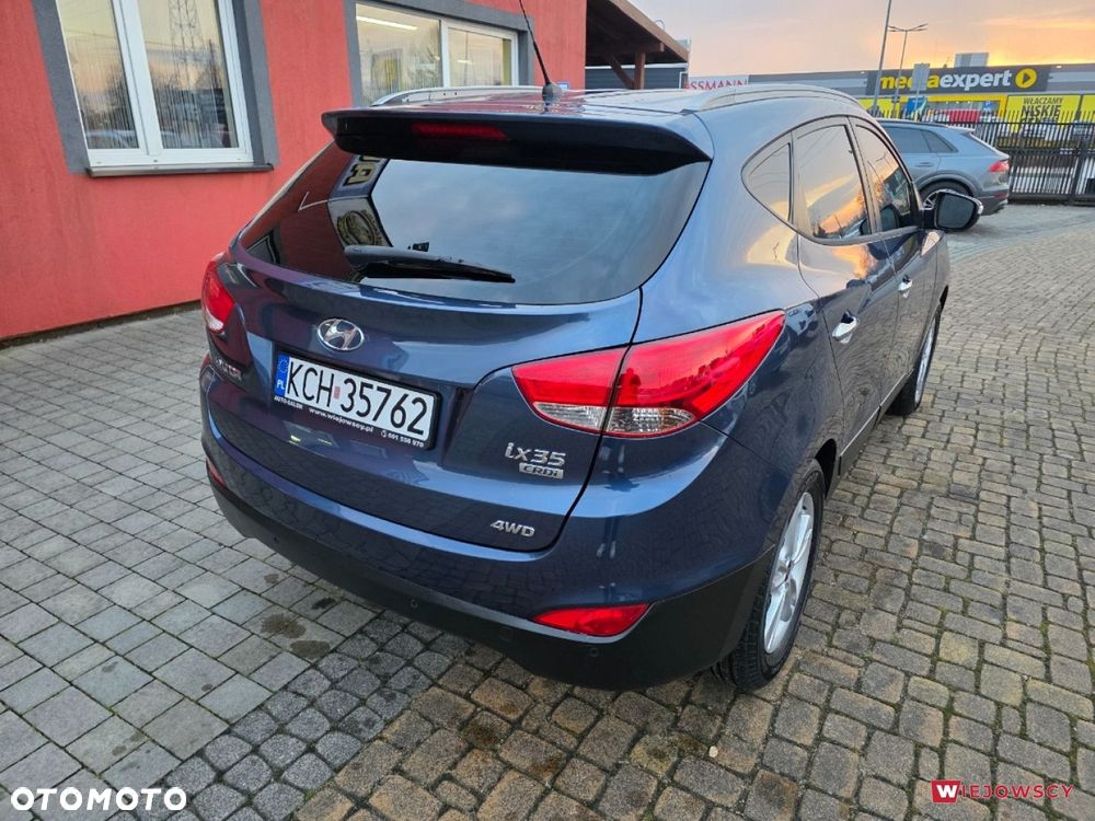 Hyundai ix35 - 11