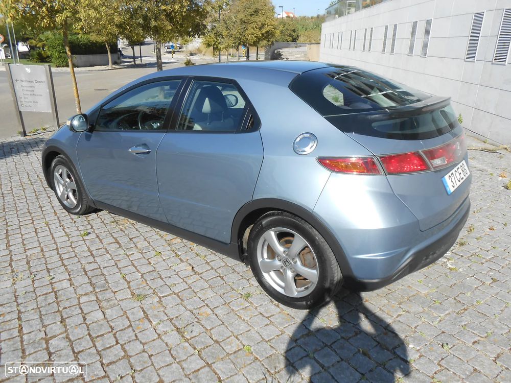 Honda Civic 1.4 Sport - 9