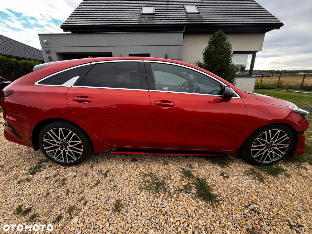 Kia ProCeed - 4