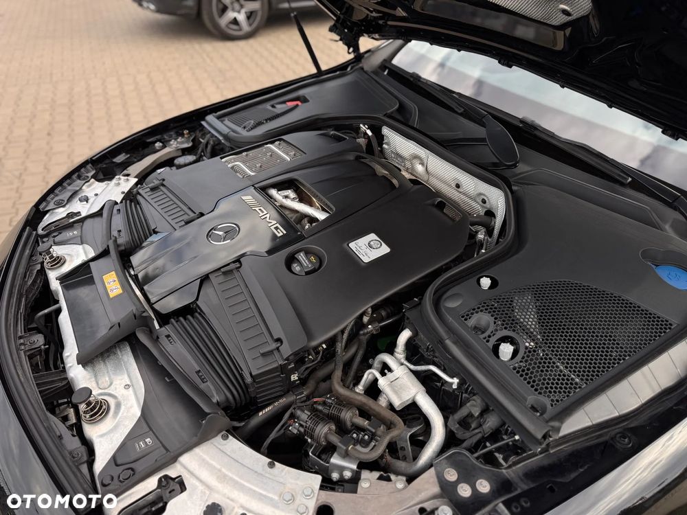Mercedes-Benz Klasa E AMG 63 4-Matic+ - 16