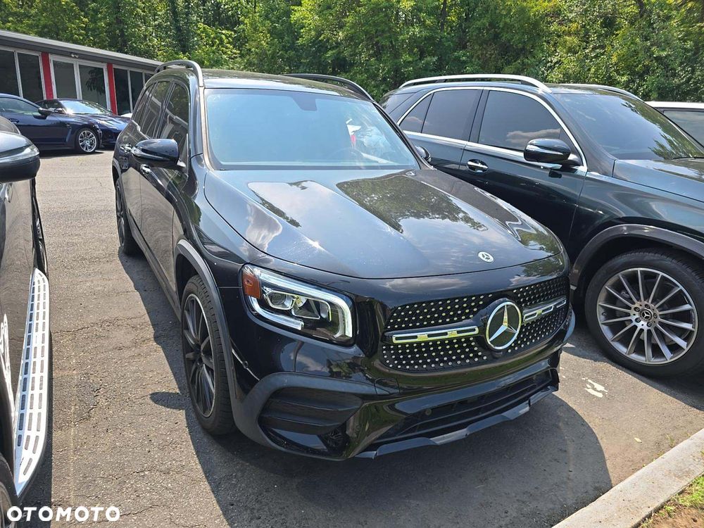 Mercedes-Benz GLB 250 4Matic 8G-DCT Edition AMG Line - 2