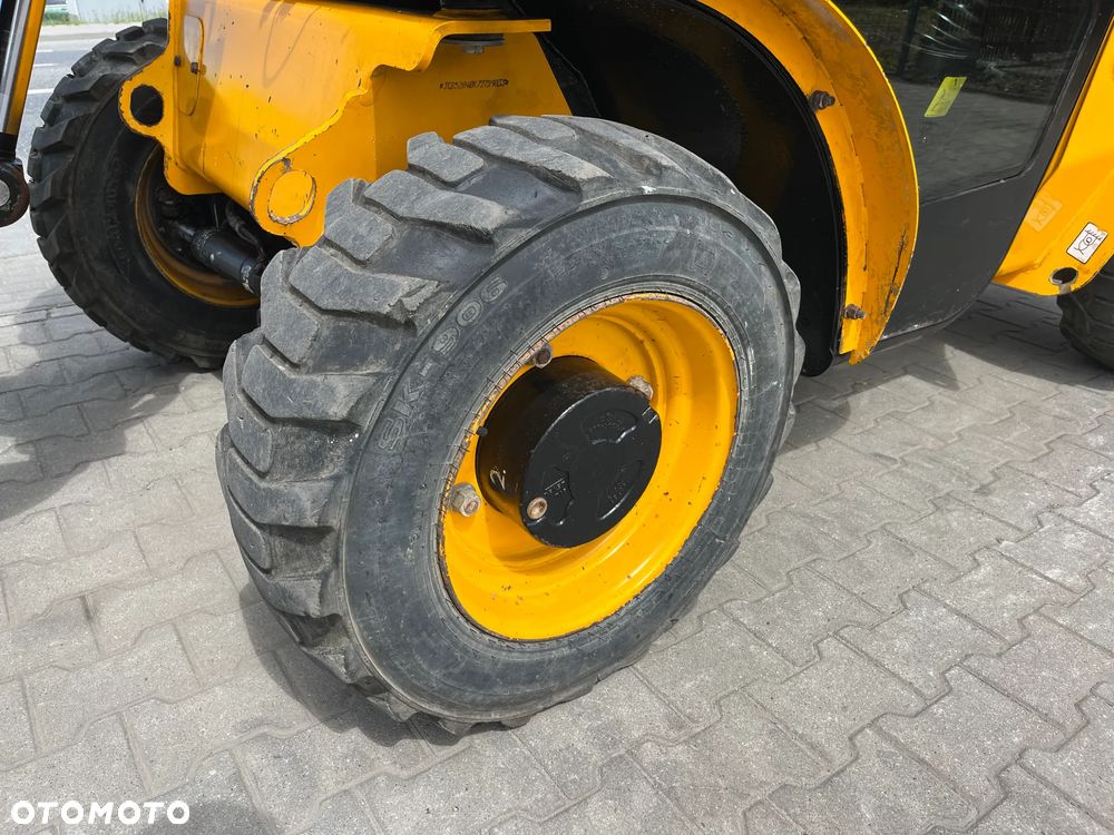 JCB 520-40 4WS - 16