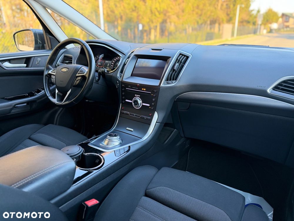 Ford S-Max 2.0 EcoBlue Titanium - 20