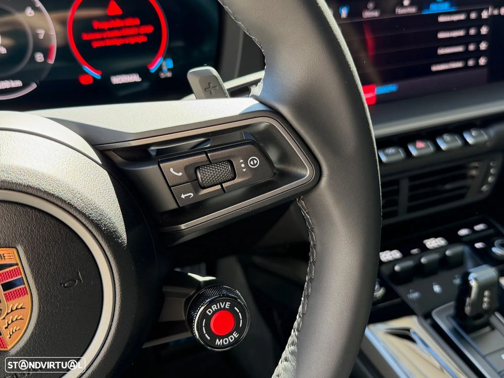 Porsche 911 (992) Carrera S - 12