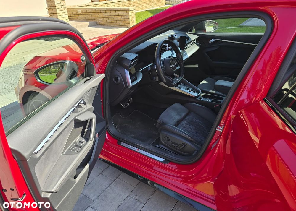 Audi RS3 Limousine - 11