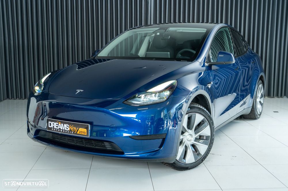 Tesla Model Y Standard RWD - 15