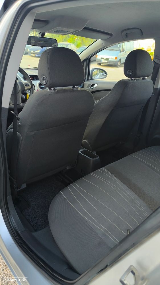 Opel Corsa 1.2 Cosmo - 37