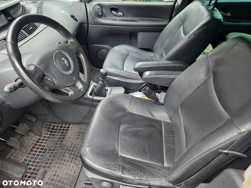 Renault Grand Espace 2.0 dCi FAP Initiale - 18