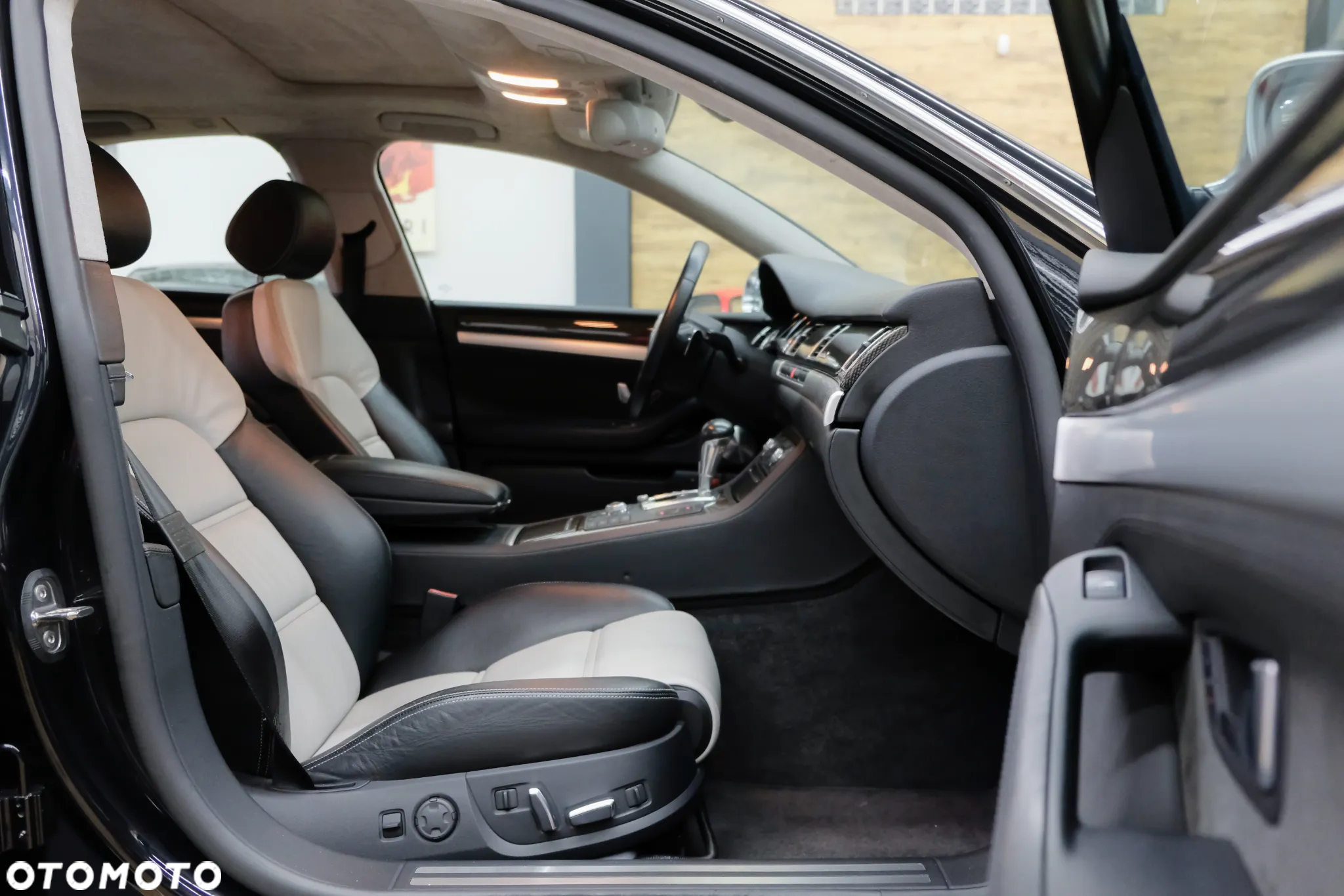 Audi S8 5.2 FSI Quattro - 11