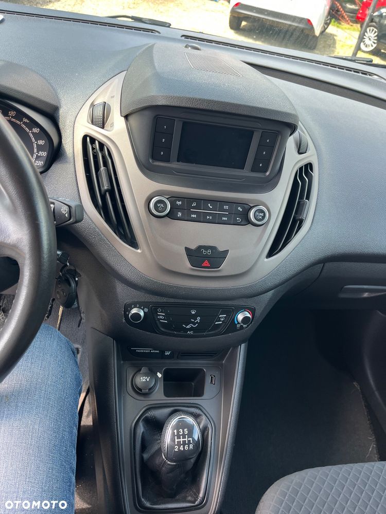 Ford Tourneo Courier 1.0 EcoBoost Ambiente - 19