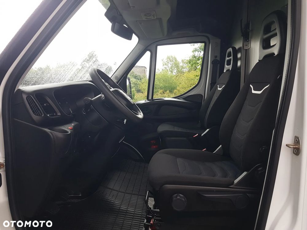 Iveco DAILY KONTENER NISKOPODŁOGOWY 4,43x2,23x2,42 SKLEP FOODTRUCK BAR KLIMA KONIOWÓZ KAMPER - 21
