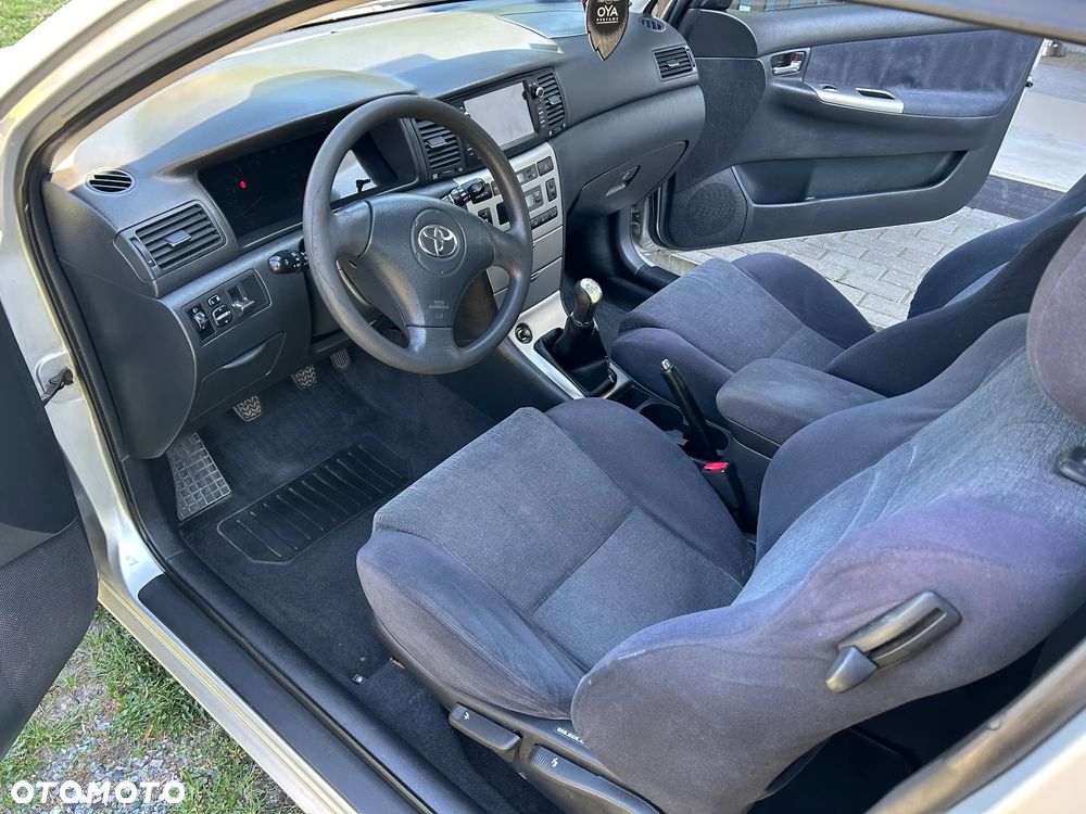 Toyota Corolla 1.6 VVT-i Sol - 15