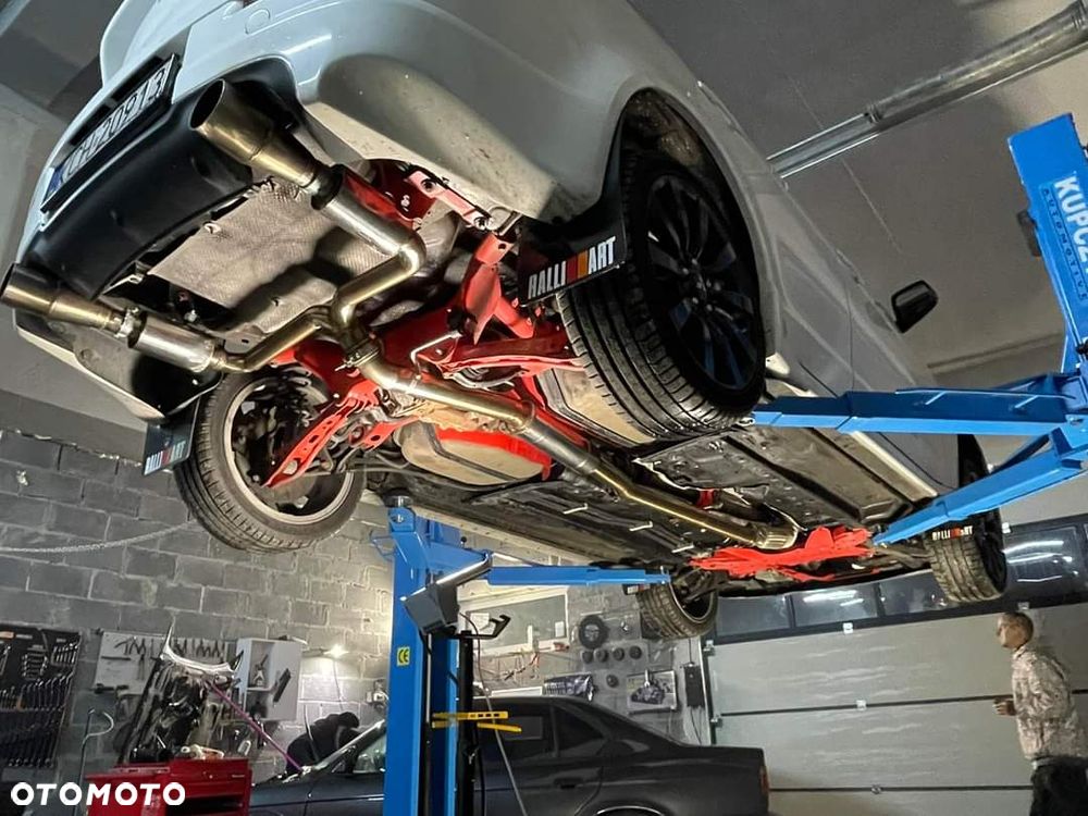 Mitsubishi Lancer 2.0 Ralliart MR - 32