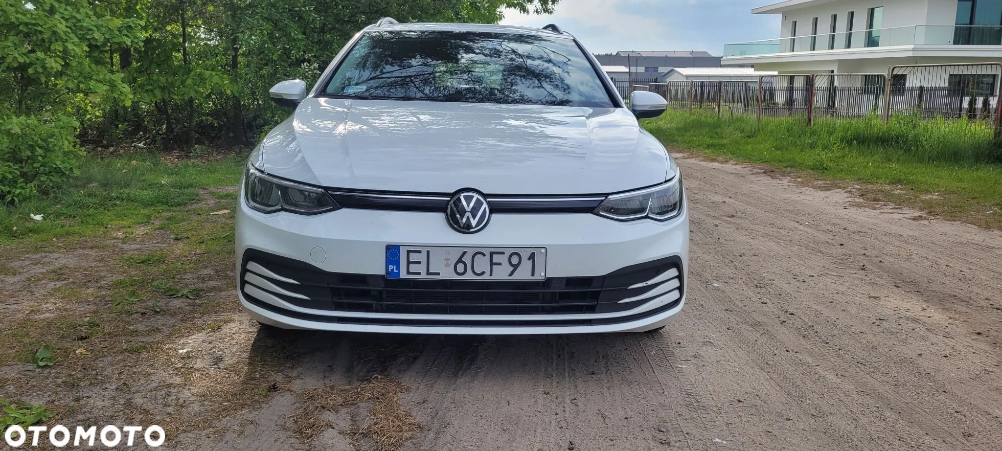 Volkswagen Golf VIII 1.0 TSI Life - 1