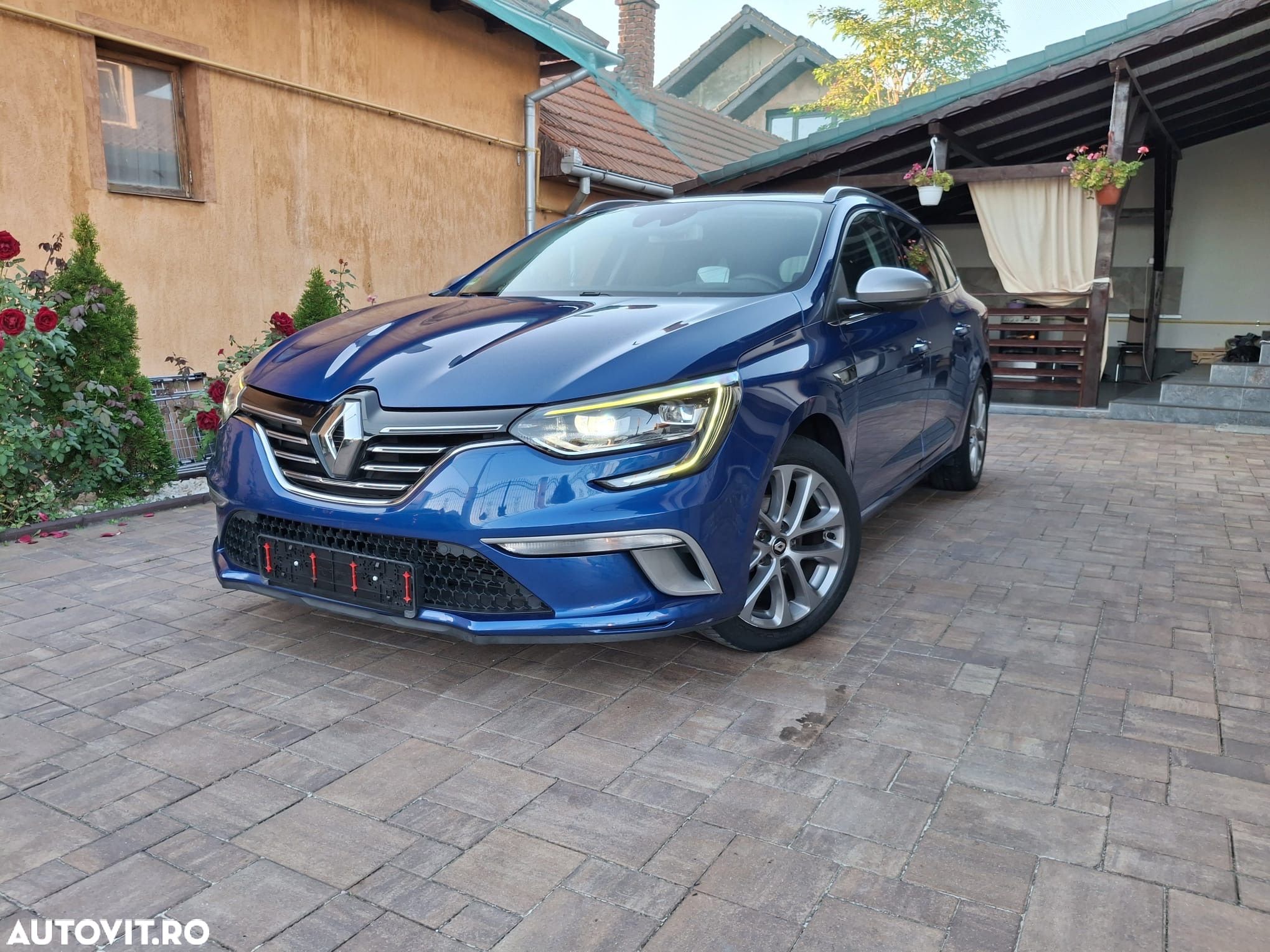 Renault Megane ENERGY TCe 130 GT LINE - 1