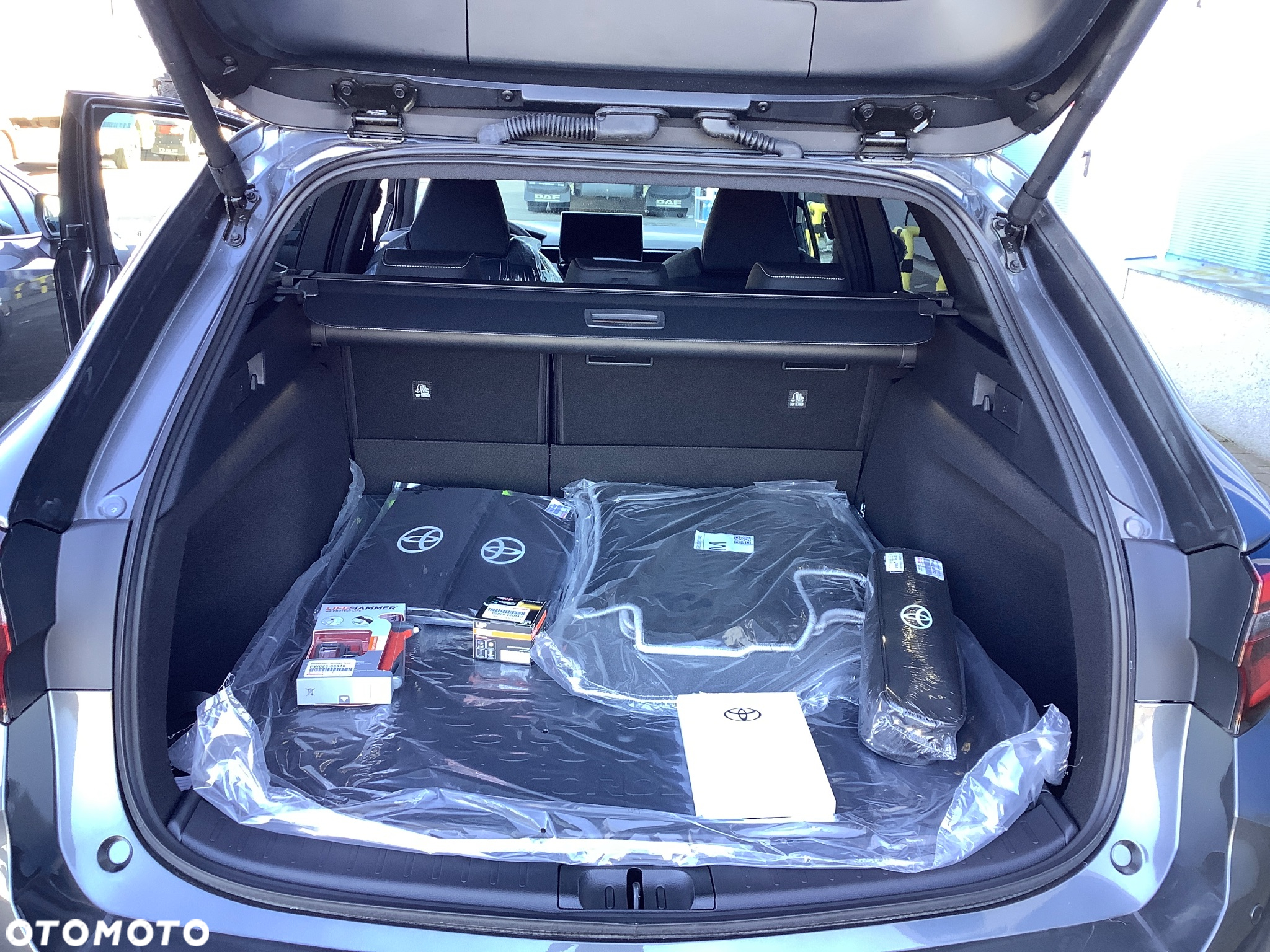 Toyota Corolla 1.8 Hybrid Style - 10