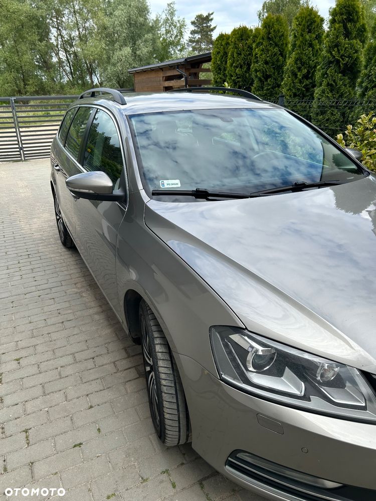 Volkswagen Passat 2.0 TDI Comfortline DSG - 14