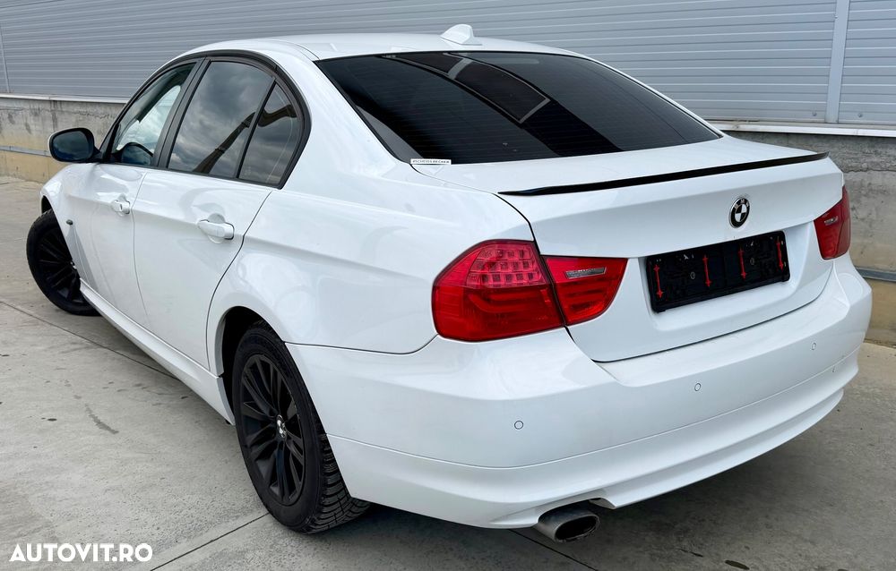 BMW Seria 3 320d DPF Edition Exclusive - 22