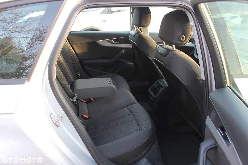Audi A4 Avant 2.0 TDI ultra - 21