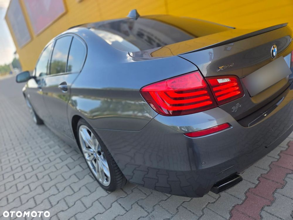 BMW Seria 5 M550d xDrive - 21