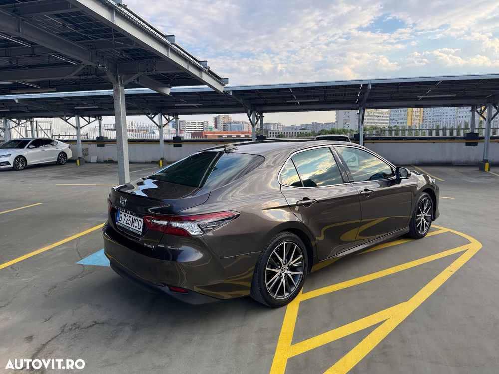Toyota Camry 2.5 Exclusive - 13