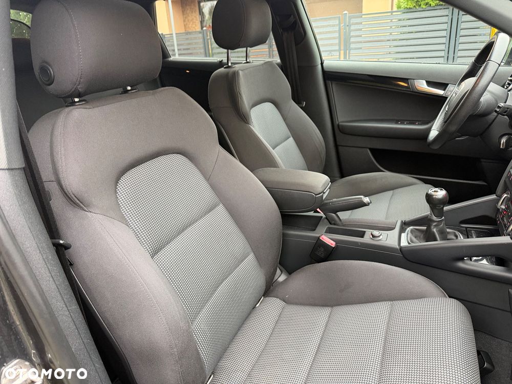 Audi A3 Sportback 2.0 TDI DPF S line Sportpaket - 36