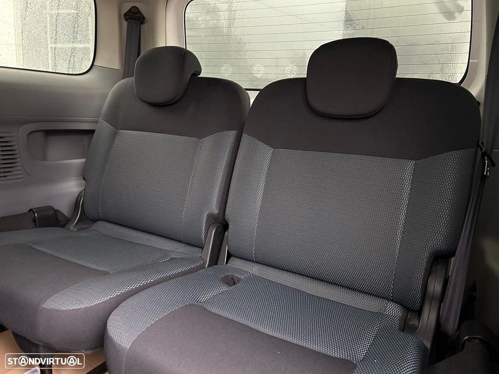 Nissan e-NV200 Evalia 7L - 21