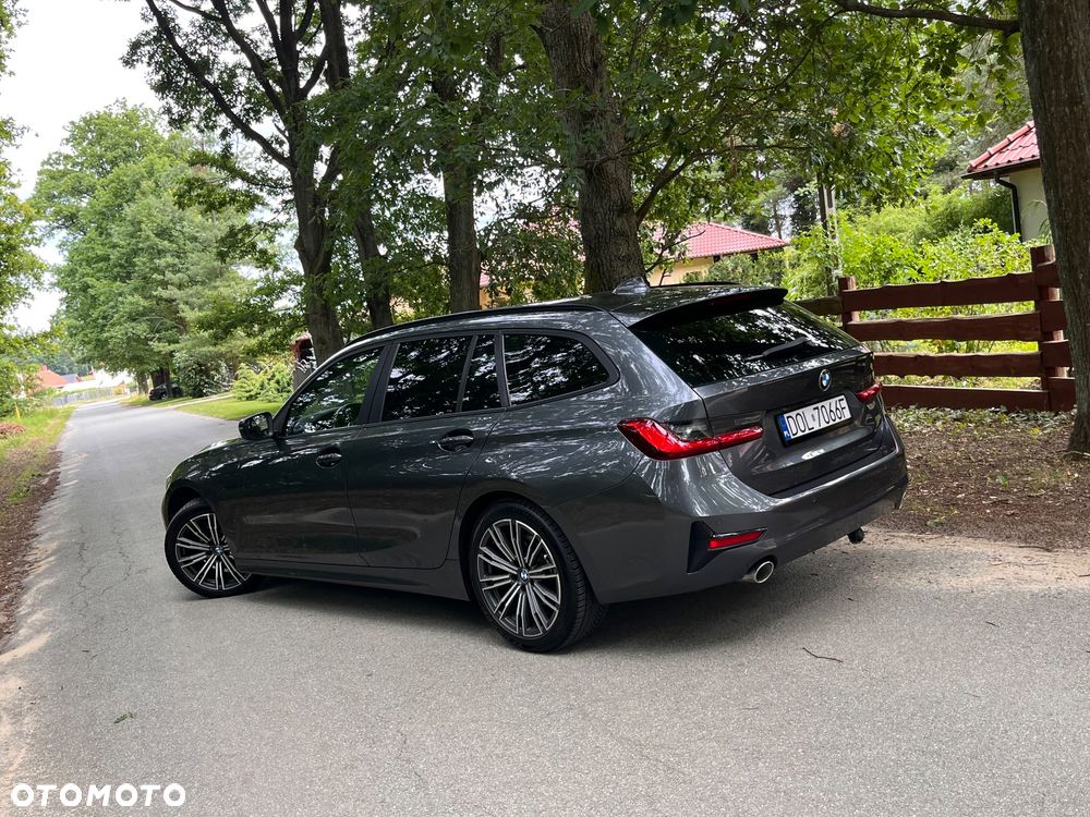 BMW Seria 3 318d Luxury Line Purity - 3
