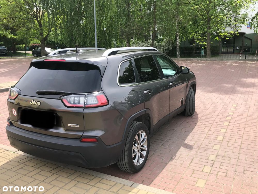 Jeep Cherokee - 3