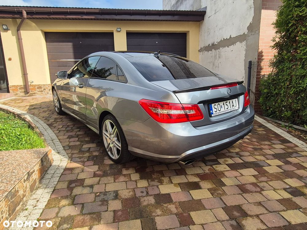 Mercedes-Benz Klasa E 350 CGI BlueEffICIENCY - 36