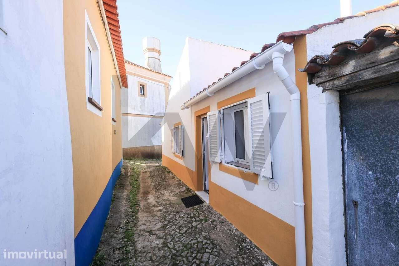 MORADIA T2+1 RENOVADA NO CORAÇÃO DE MONCHIQUE | RUA DE SÃO JOSÉ - Grande imagem: 2/28
