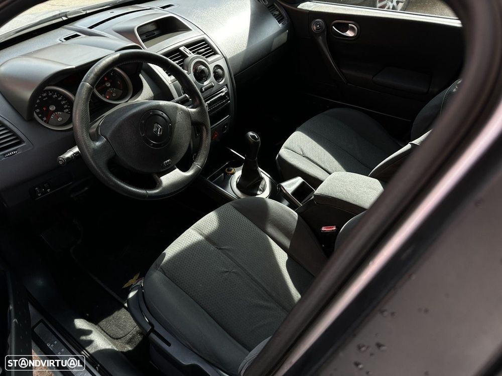 Renault Mégane Break 1.5 dCi C Dynamique - 4