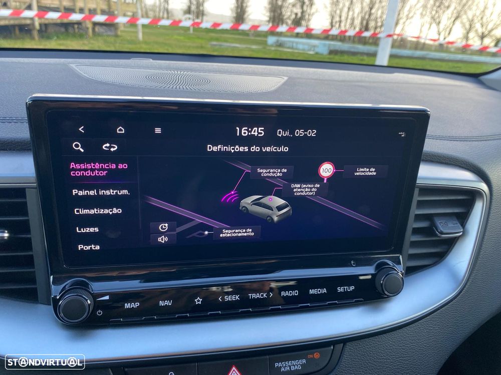 Kia XCeed 1.0 T-GDI Dynamic - 27