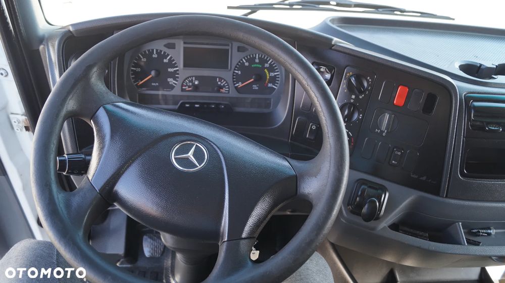 Mercedes-Benz Axor - 34