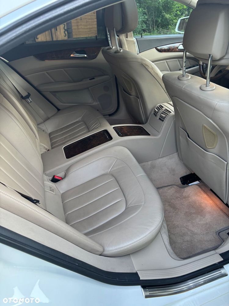 Mercedes-Benz CLS 500 BlueEFFICIENCY - 7