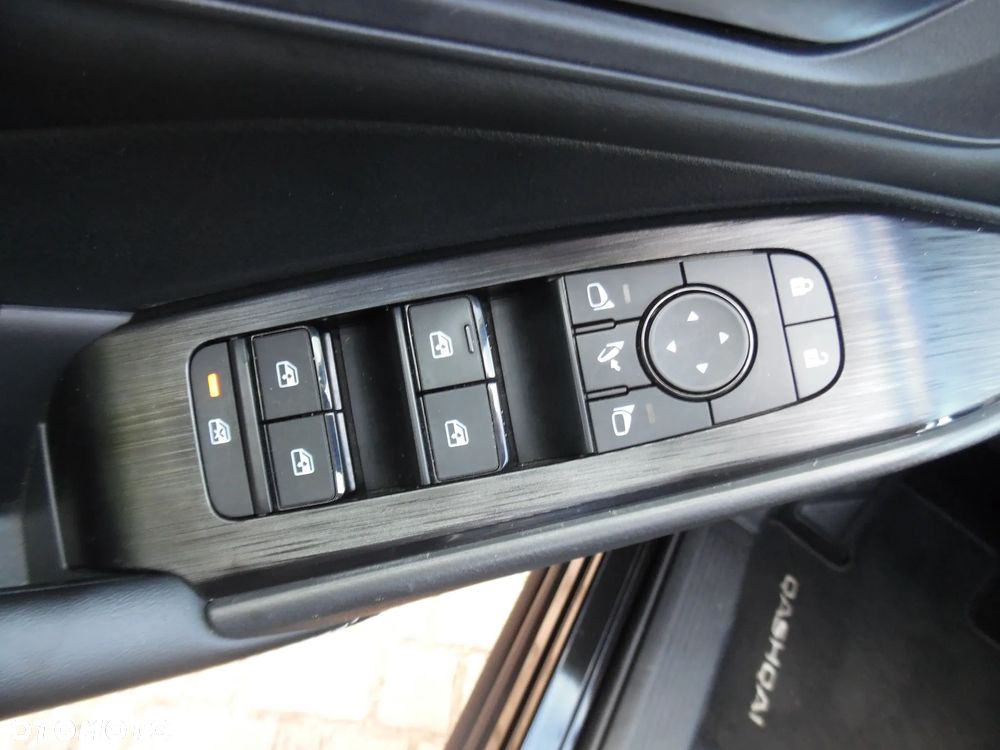 Nissan Qashqai - 9
