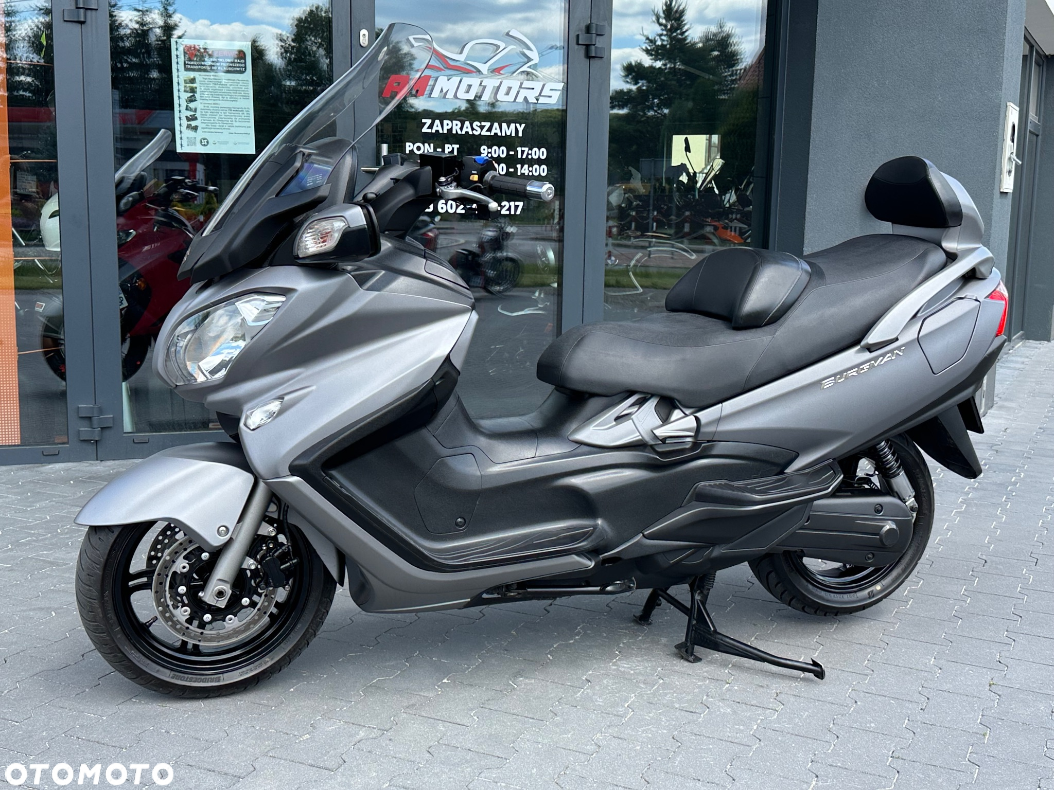 Suzuki Burgman - 25