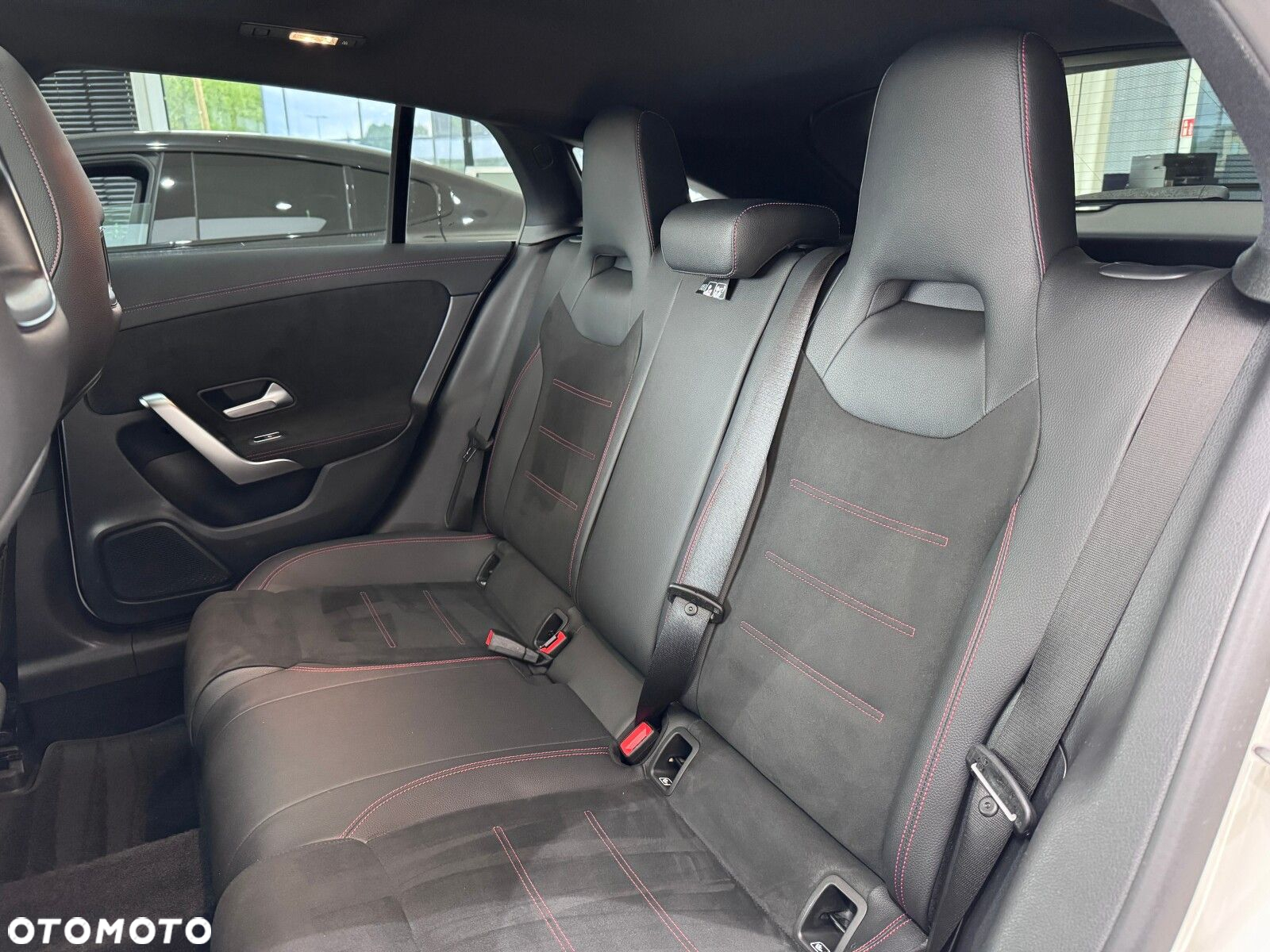 Mercedes-Benz CLA 200 d AMG Line 8G-DCT - 14
