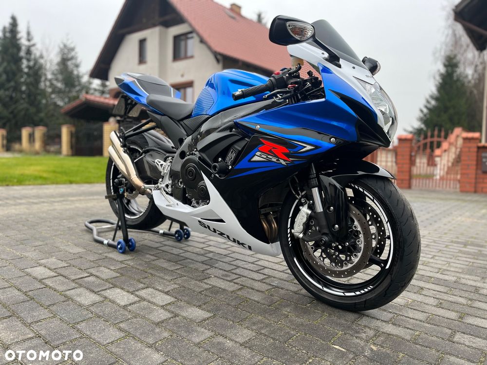 Suzuki GSX-R - 1