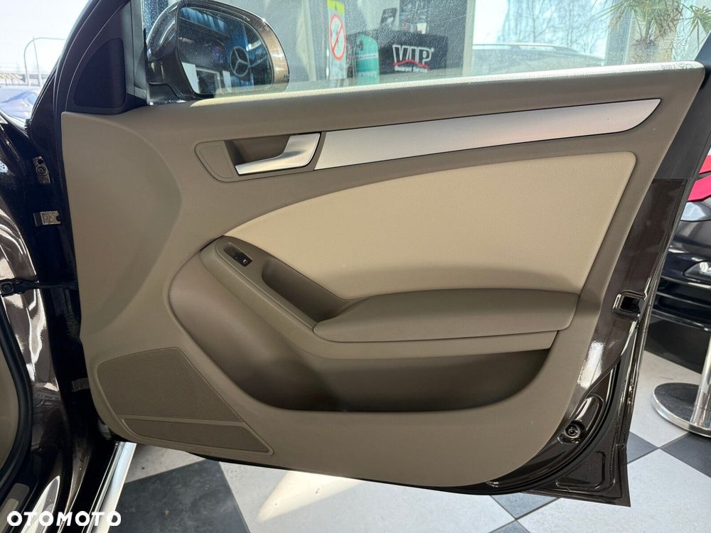 Audi A4 Allroad - 15