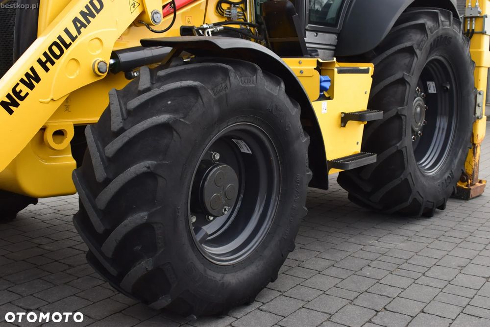 New Holland B110C - 31