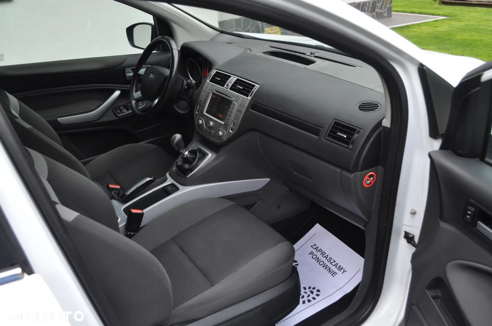 Ford Kuga 2.0 TDCi 2x4 Titanium - 19