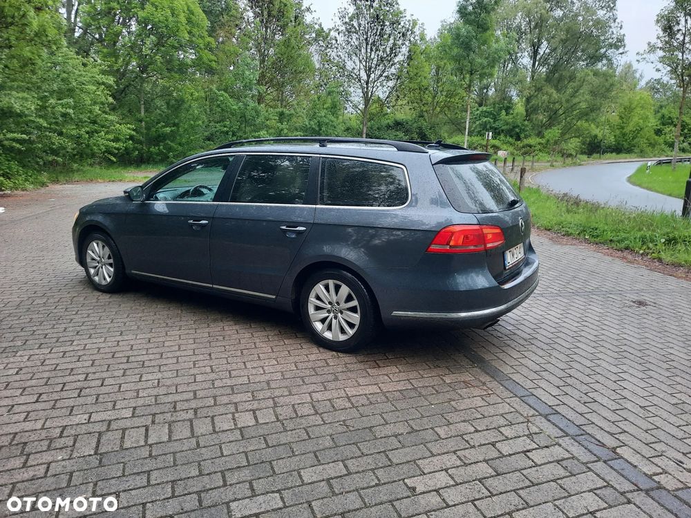 Volkswagen Passat 2.0 TDI DPF R-Line Edition Plus - 4