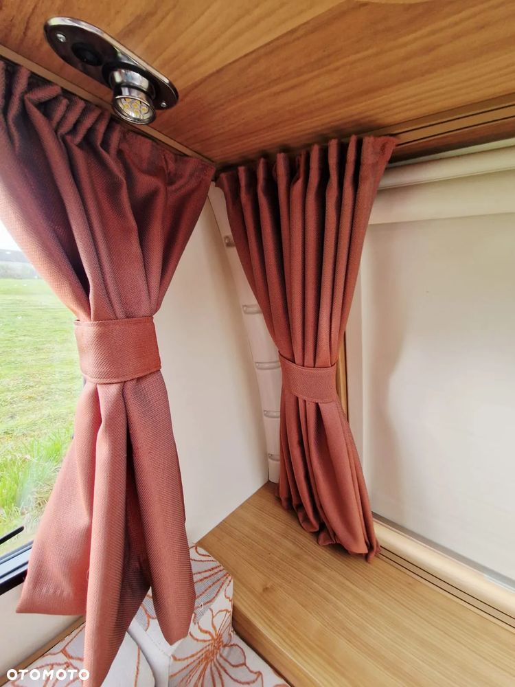 Bailey PURSUIT 550-4 TRUMA COMBI PRZEDSIONEK ALUTECH BODY - 30