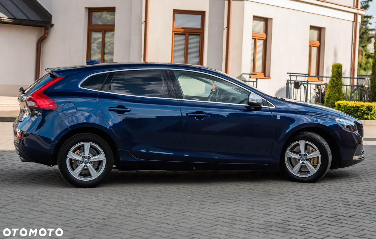 Volvo V40 D3 Drive-E Ocean Race - 6