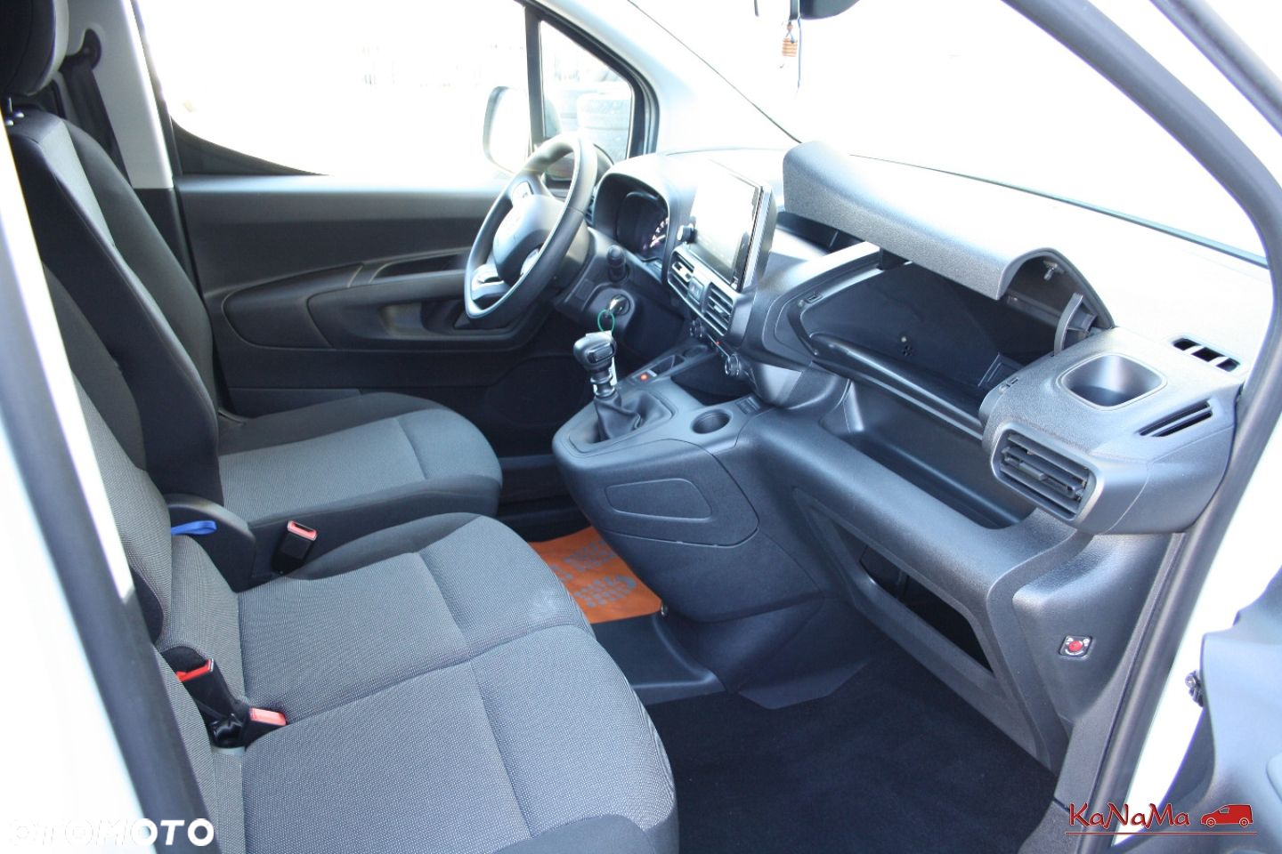 Toyota Proace City - 25